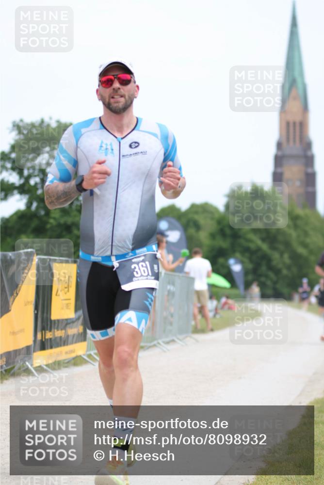 22.06.2025 - Viking Triathlon H.Heesch http://msf.ph/oto/8098932 22.06.2025 13:30:57 Laufen 71, 361 meine-sportfotos.de