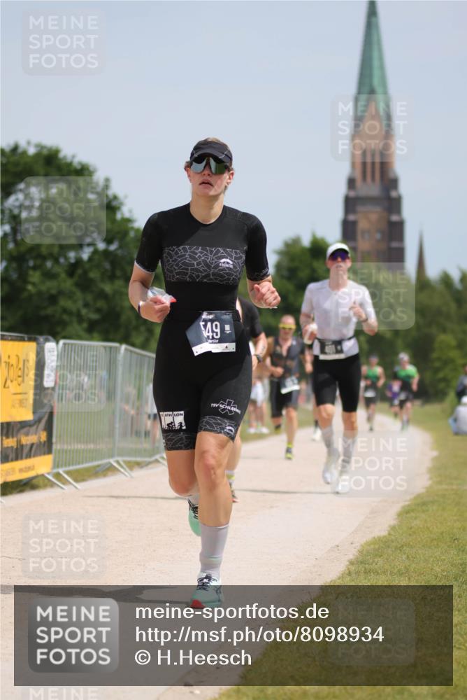 22.06.2025 - Viking Triathlon H.Heesch http://msf.ph/oto/8098934 22.06.2025 13:15:46 Laufen 117, 170, 401, 549 meine-sportfotos.de