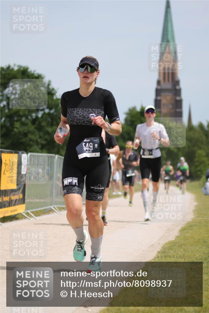 22.06.2025 - Viking Triathlon H.Heesch http://msf.ph/oto/8098937 22.06.2025 13:15:46 Laufen 117, 170, 401, 549 meine-sportfotos.de
