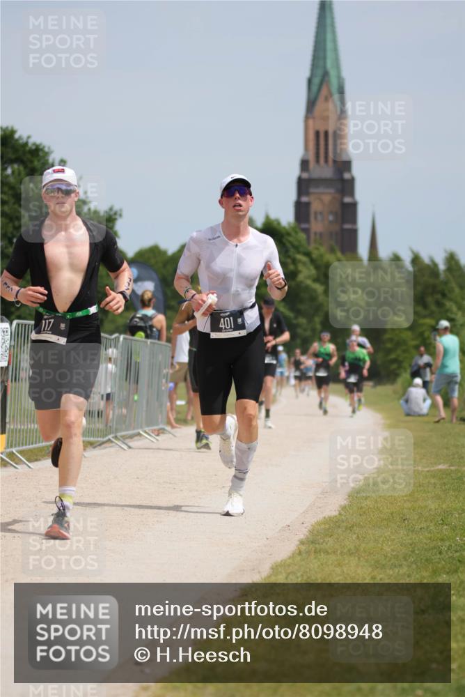 22.06.2025 - Viking Triathlon H.Heesch http://msf.ph/oto/8098948 22.06.2025 13:15:47 Laufen 117, 170, 401, 549 meine-sportfotos.de