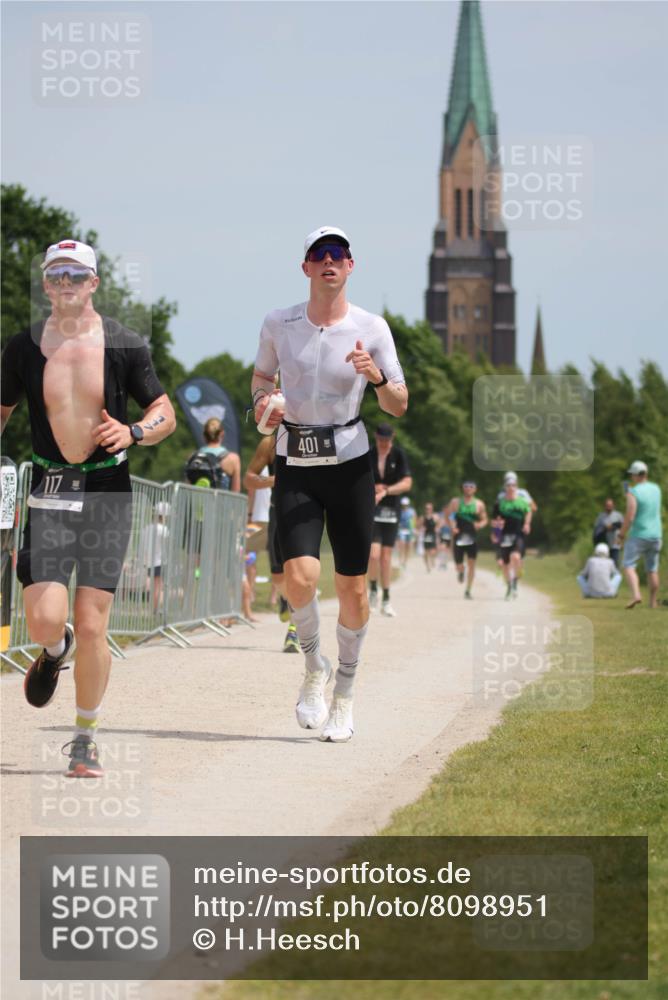 22.06.2025 - Viking Triathlon H.Heesch http://msf.ph/oto/8098951 22.06.2025 13:15:48 Laufen 117, 170, 304, 401, 549 meine-sportfotos.de
