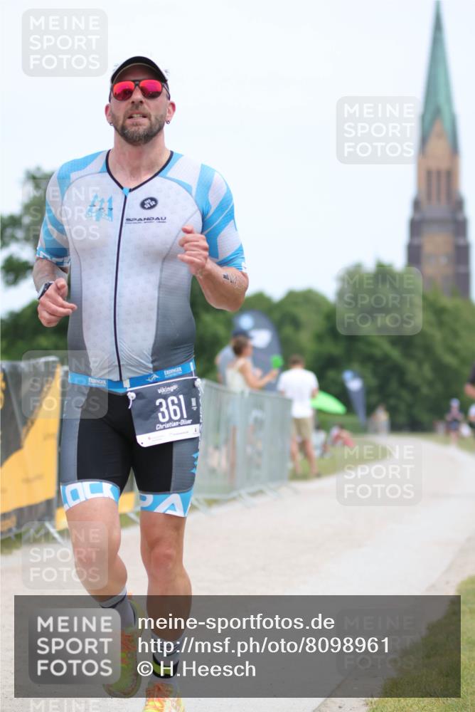 22.06.2025 - Viking Triathlon H.Heesch http://msf.ph/oto/8098961 22.06.2025 13:30:57 Laufen 71, 361 meine-sportfotos.de