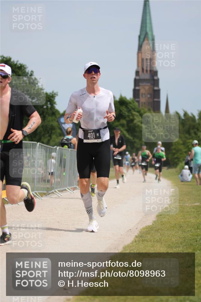 22.06.2025 - Viking Triathlon H.Heesch http://msf.ph/oto/8098963 22.06.2025 13:15:48 Laufen 117, 170, 304, 401, 549 meine-sportfotos.de