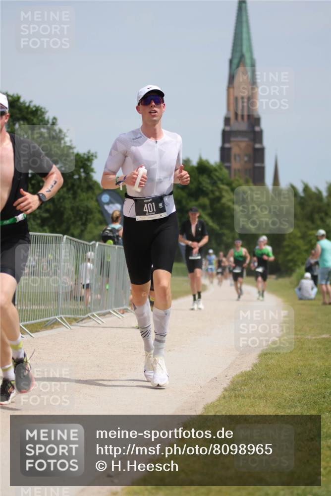 22.06.2025 - Viking Triathlon H.Heesch http://msf.ph/oto/8098965 22.06.2025 13:15:48 Laufen 117, 170, 304, 401, 549 meine-sportfotos.de