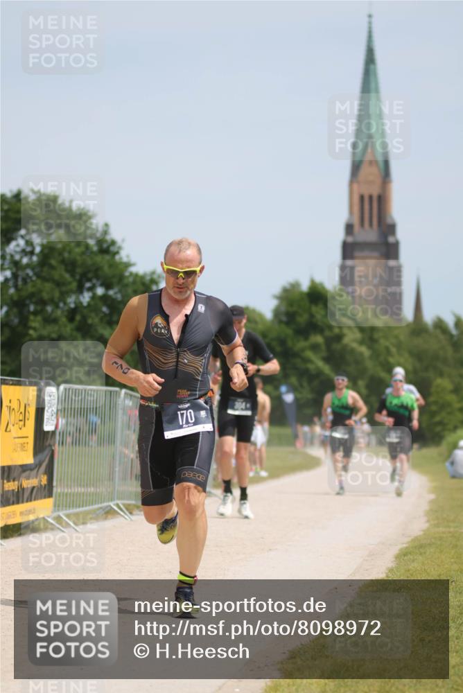 22.06.2025 - Viking Triathlon H.Heesch http://msf.ph/oto/8098972 22.06.2025 13:15:51 Laufen 117, 170, 198, 304, 393, 401, 534, 549 meine-sportfotos.de
