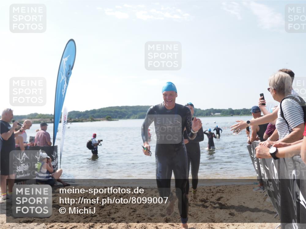 22.06.2025 - Viking Triathlon MichiJ http://msf.ph/oto/8099007 22.06.2025 10:43:29 Schwimmen 115, 257, 480, 483, 501, 620 meine-sportfotos.de