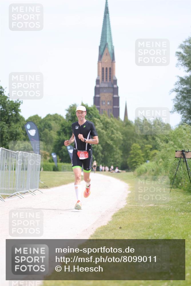 22.06.2025 - Viking Triathlon H.Heesch http://msf.ph/oto/8099011 22.06.2025 12:42:17 Laufen 610 meine-sportfotos.de