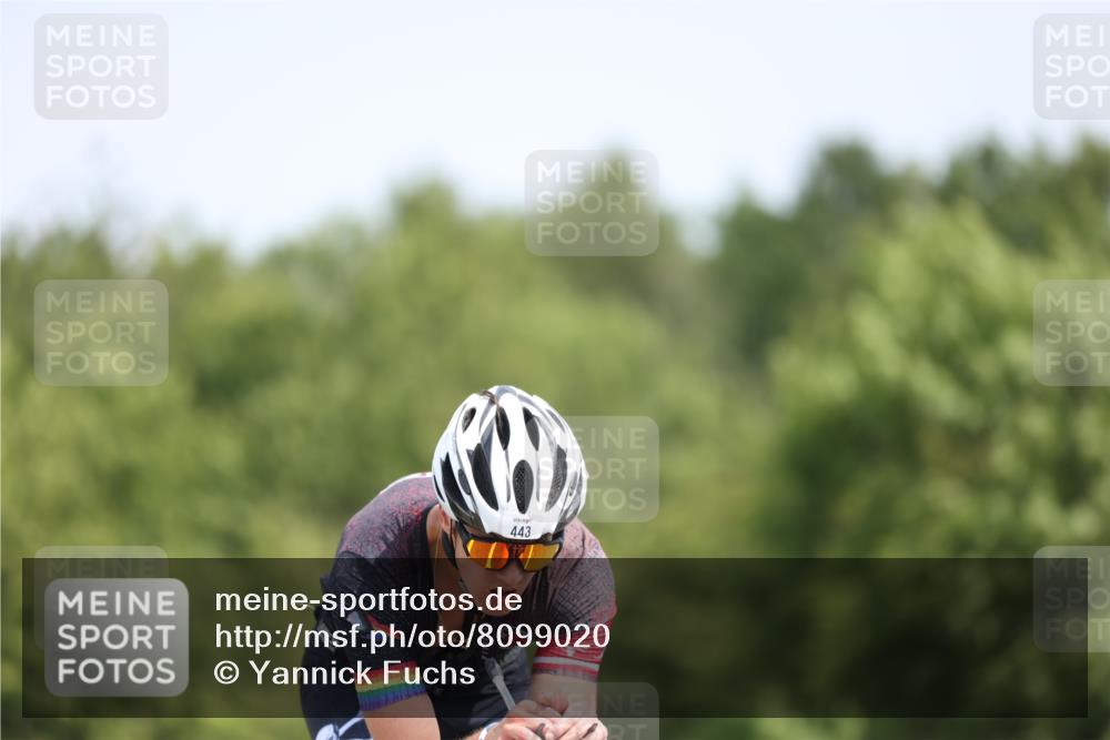 22.06.2025 - Viking Triathlon Yannick Fuchs http://msf.ph/oto/8099020 22.06.2025 12:02:22 Radfahren 51, 53, 90, 178, 198, 384, 388, 401, 423, 443, 526, 534, 642, 654 meine-sportfotos.de
