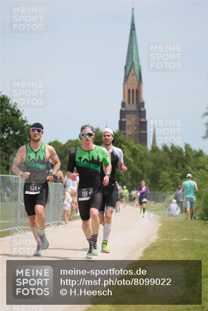 22.06.2025 - Viking Triathlon H.Heesch http://msf.ph/oto/8099022 22.06.2025 13:15:56 Laufen 170, 198, 304, 393, 534 meine-sportfotos.de
