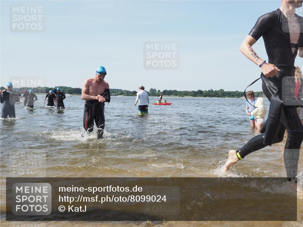 22.06.2025 - Viking Triathlon KatJ http://msf.ph/oto/8099024 22.06.2025 10:32:16 Schwimmen 53, 147, 173, 193, 207, 214, 226, 271, 461, 464 meine-sportfotos.de