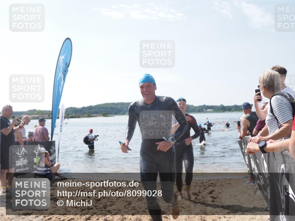 22.06.2025 - Viking Triathlon MichiJ http://msf.ph/oto/8099028 22.06.2025 10:43:29 Schwimmen 115, 257, 480, 483, 501, 620 meine-sportfotos.de