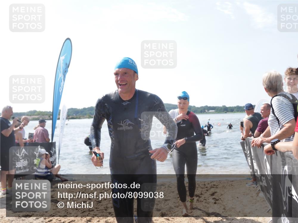 22.06.2025 - Viking Triathlon MichiJ http://msf.ph/oto/8099038 22.06.2025 10:43:29 Schwimmen 115, 257, 480, 483, 501, 620 meine-sportfotos.de