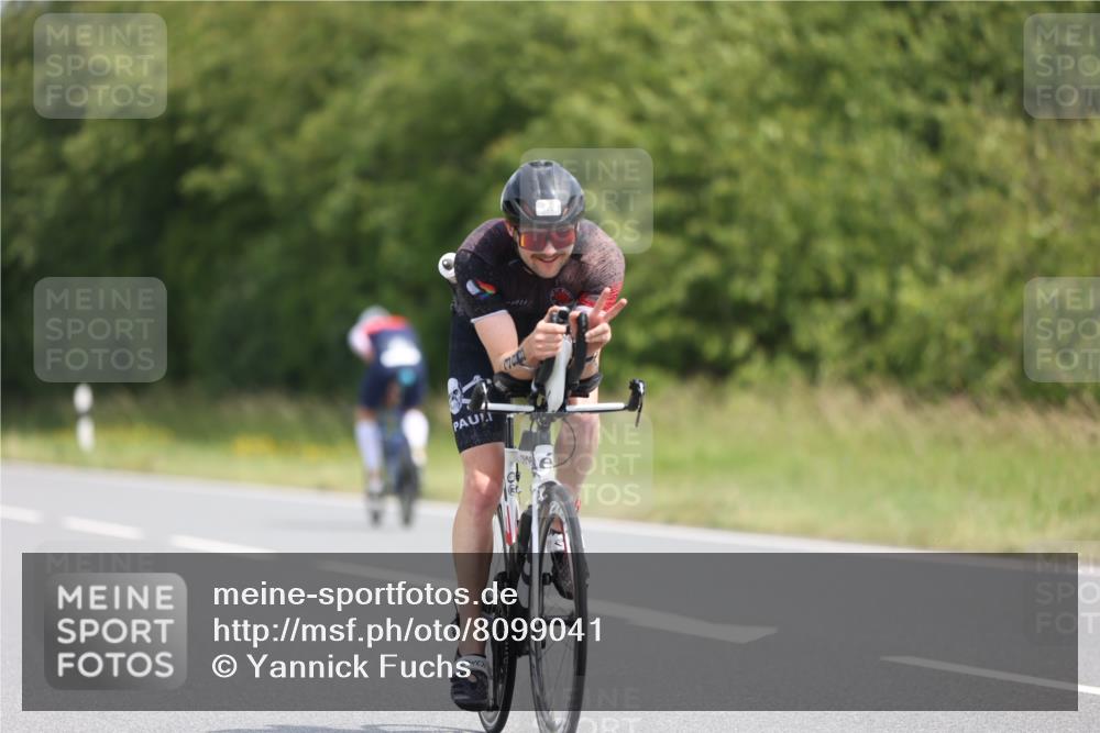 22.06.2025 - Viking Triathlon Yannick Fuchs http://msf.ph/oto/8099041 22.06.2025 12:02:28 Radfahren 51, 90, 198, 278, 350, 384, 388, 401, 407, 423, 522, 526, 534, 536, 642 meine-sportfotos.de