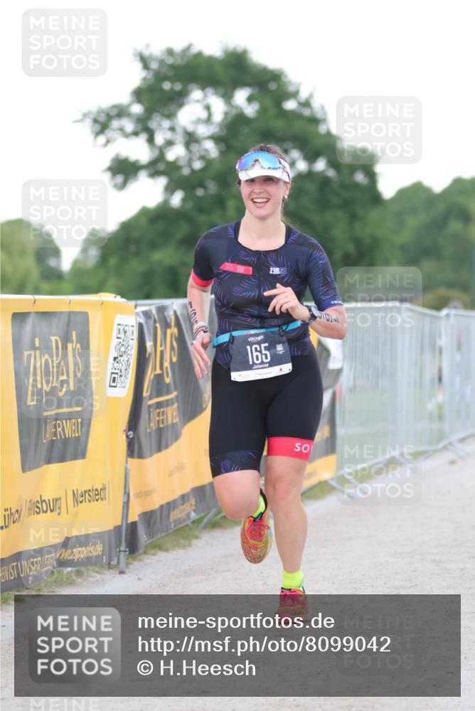22.06.2025 - Viking Triathlon H.Heesch http://msf.ph/oto/8099042 22.06.2025 16:30:26 Laufen 165 meine-sportfotos.de