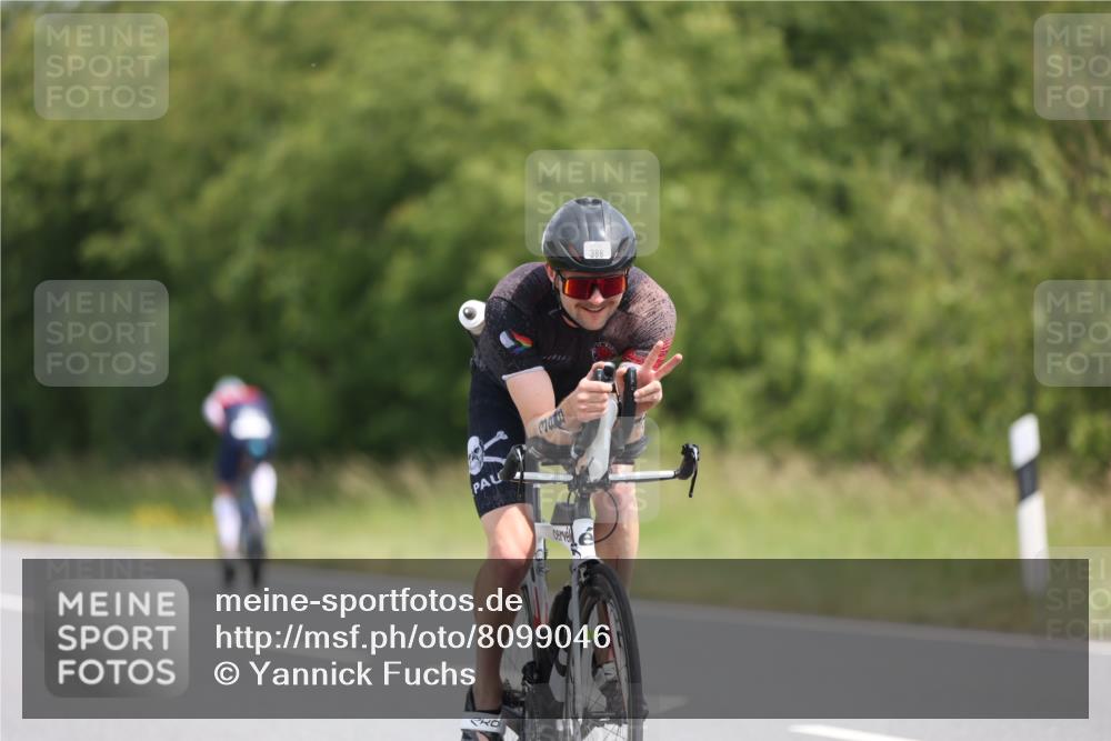 22.06.2025 - Viking Triathlon Yannick Fuchs http://msf.ph/oto/8099046 22.06.2025 12:02:29 Radfahren 51, 90, 198, 278, 350, 384, 388, 401, 407, 423, 522, 526, 534, 536, 642 meine-sportfotos.de