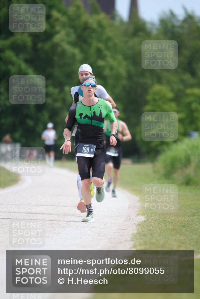 22.06.2025 - Viking Triathlon H.Heesch http://msf.ph/oto/8099055 22.06.2025 12:43:25 Laufen 178, 198, 393 meine-sportfotos.de