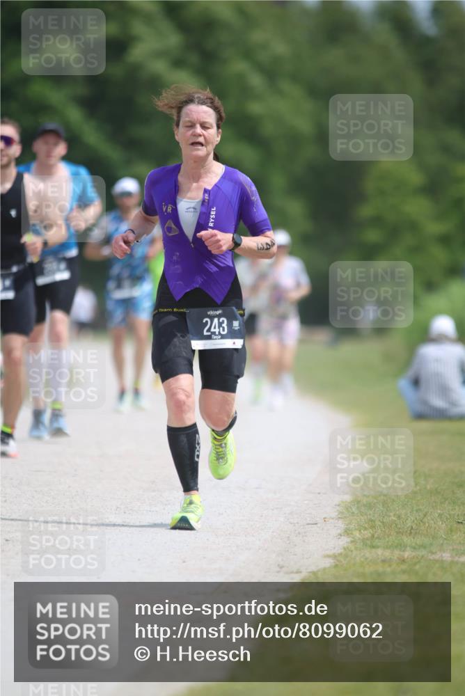22.06.2025 - Viking Triathlon H.Heesch http://msf.ph/oto/8099062 22.06.2025 13:16:04 Laufen 243, 399 meine-sportfotos.de