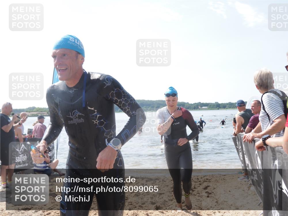 22.06.2025 - Viking Triathlon MichiJ http://msf.ph/oto/8099065 22.06.2025 10:43:29 Schwimmen 115, 257, 480, 483, 501, 620 meine-sportfotos.de