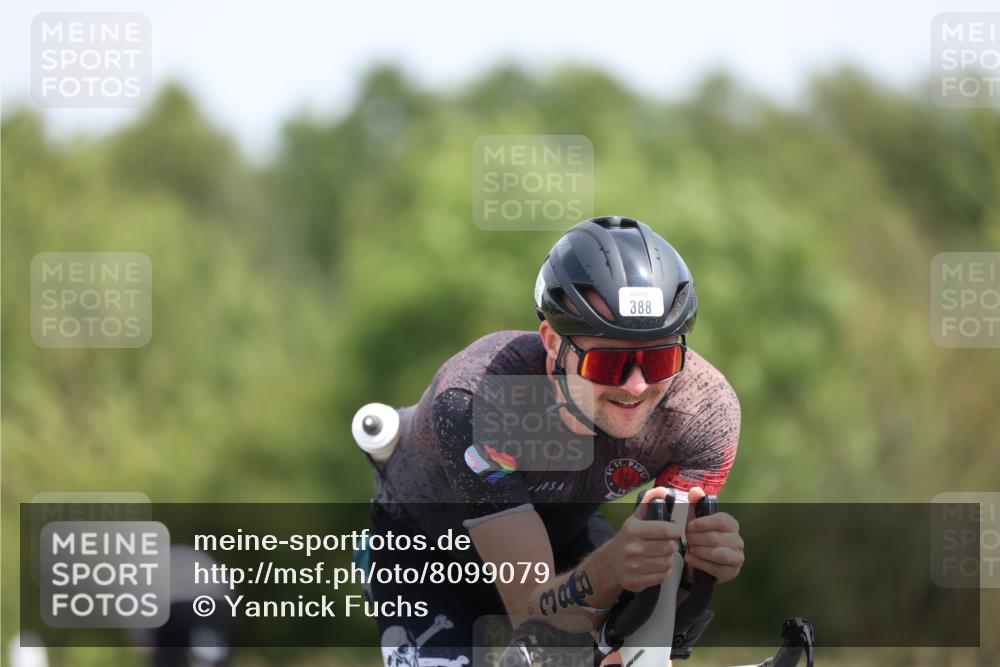 22.06.2025 - Viking Triathlon Yannick Fuchs http://msf.ph/oto/8099079 22.06.2025 12:02:29 Radfahren 51, 90, 198, 278, 350, 384, 388, 401, 407, 423, 522, 526, 534, 536, 642 meine-sportfotos.de