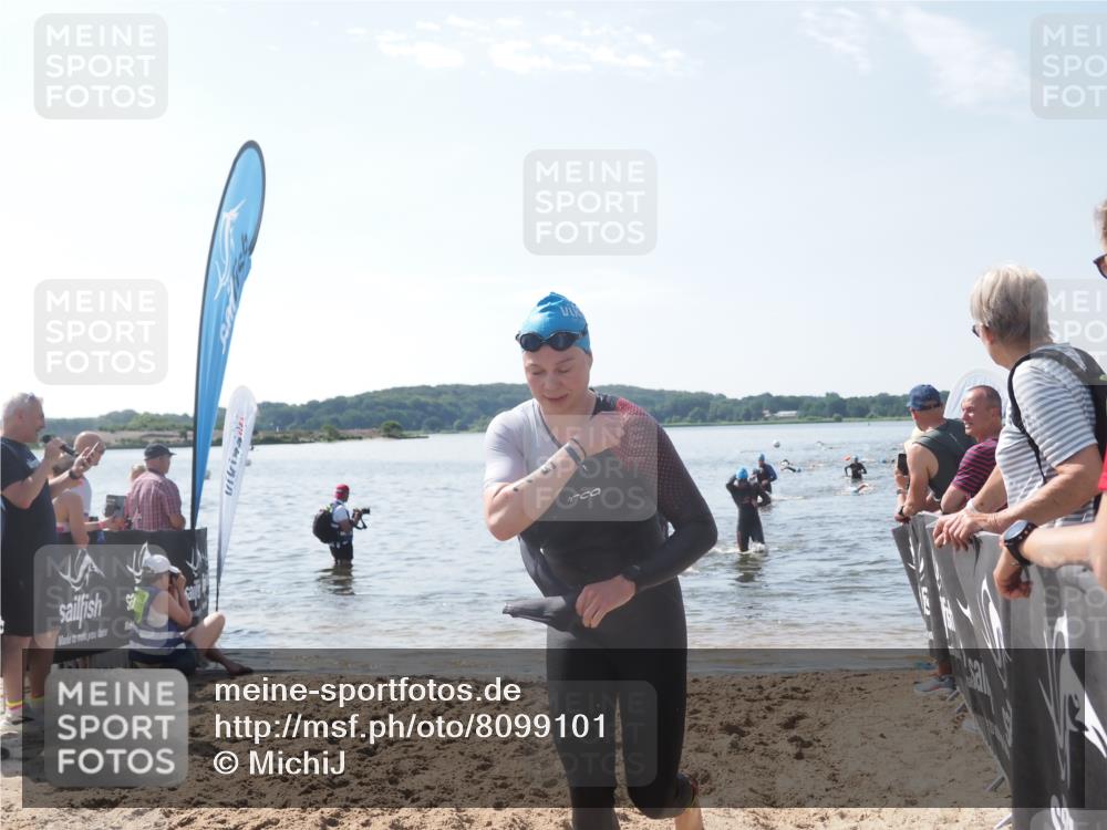 22.06.2025 - Viking Triathlon MichiJ http://msf.ph/oto/8099101 22.06.2025 10:43:30 Schwimmen 115, 257, 480, 501, 620 meine-sportfotos.de