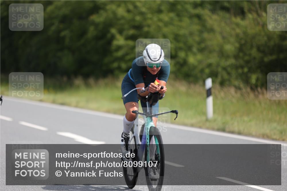 22.06.2025 - Viking Triathlon Yannick Fuchs http://msf.ph/oto/8099107 22.06.2025 11:23:35 Radfahren 34, 177, 179, 334, 365, 385, 398, 470, 484, 632, 642 meine-sportfotos.de