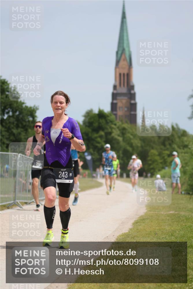 22.06.2025 - Viking Triathlon H.Heesch http://msf.ph/oto/8099108 22.06.2025 13:16:08 Laufen 243, 298, 399 meine-sportfotos.de