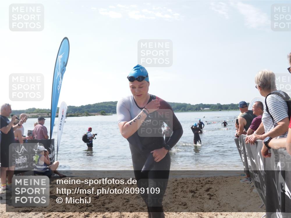 22.06.2025 - Viking Triathlon MichiJ http://msf.ph/oto/8099109 22.06.2025 10:43:30 Schwimmen 115, 257, 480, 501, 620 meine-sportfotos.de