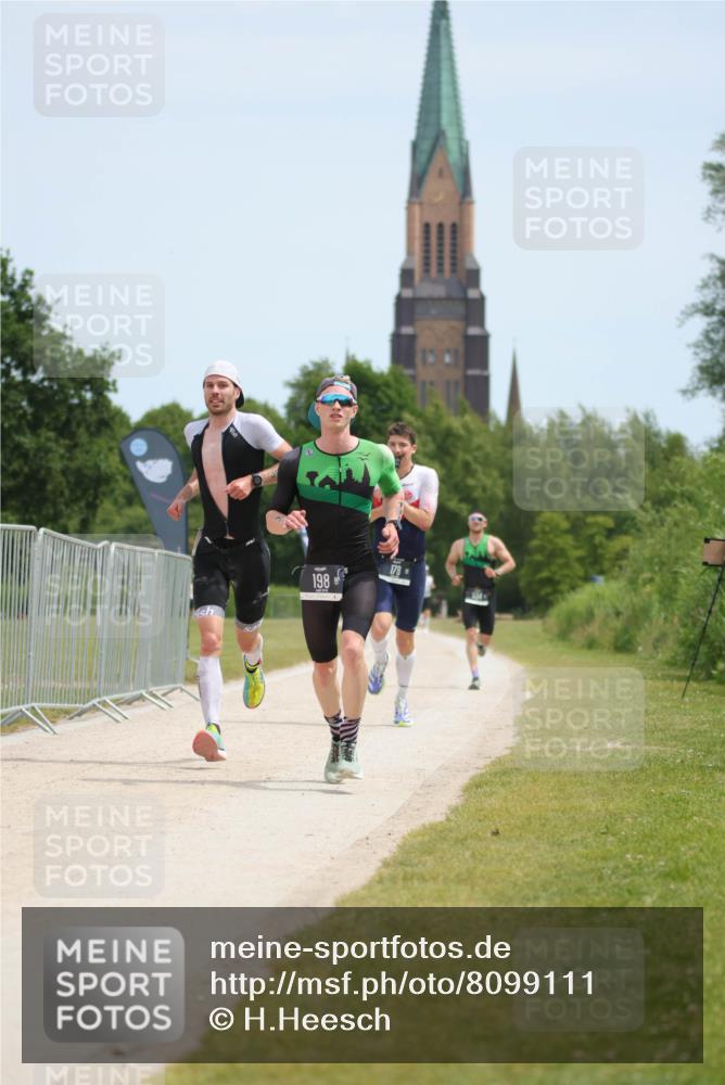 22.06.2025 - Viking Triathlon H.Heesch http://msf.ph/oto/8099111 22.06.2025 12:43:28 Laufen 178, 198, 393, 534 meine-sportfotos.de