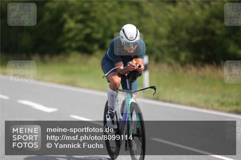 22.06.2025 - Viking Triathlon Yannick Fuchs http://msf.ph/oto/8099114 22.06.2025 11:23:35 Radfahren 34, 177, 179, 334, 365, 385, 398, 470, 484, 632, 642 meine-sportfotos.de