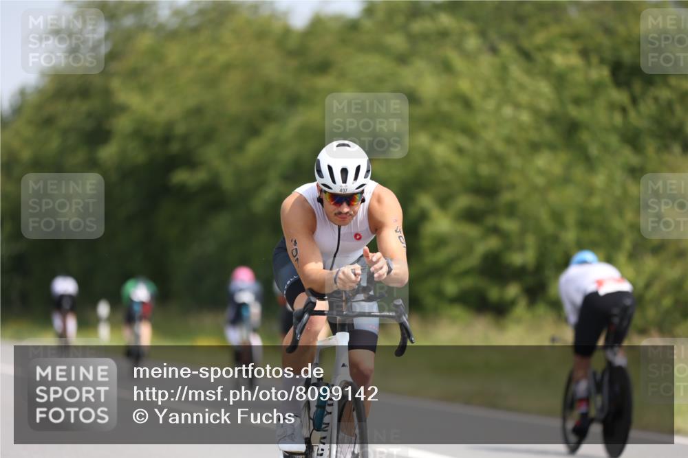 22.06.2025 - Viking Triathlon Yannick Fuchs http://msf.ph/oto/8099142 22.06.2025 12:02:33 Radfahren 18, 90, 278, 317, 350, 374, 384, 388, 407, 423, 522, 534, 536, 546, 630, 642 meine-sportfotos.de