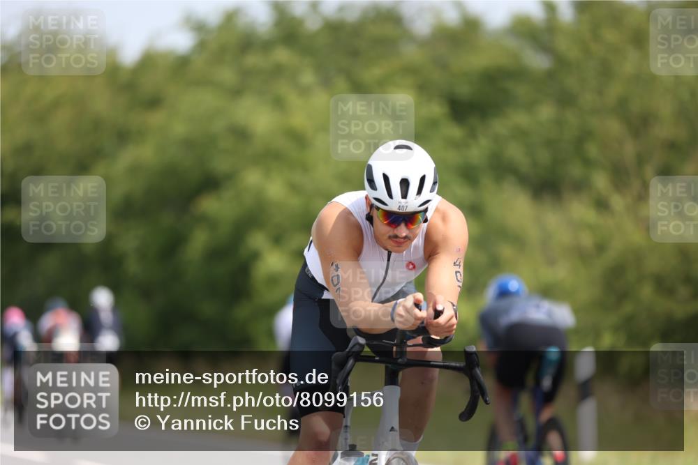 22.06.2025 - Viking Triathlon Yannick Fuchs http://msf.ph/oto/8099156 22.06.2025 12:02:33 Radfahren 18, 90, 278, 317, 350, 374, 384, 388, 407, 423, 522, 534, 536, 546, 630, 642 meine-sportfotos.de