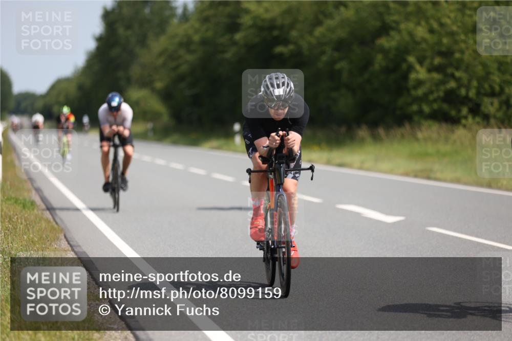 22.06.2025 - Viking Triathlon Yannick Fuchs http://msf.ph/oto/8099159 22.06.2025 11:23:39 Radfahren 21, 34, 177, 179, 334, 363, 365, 385, 398, 414, 470, 484, 632, 642 meine-sportfotos.de