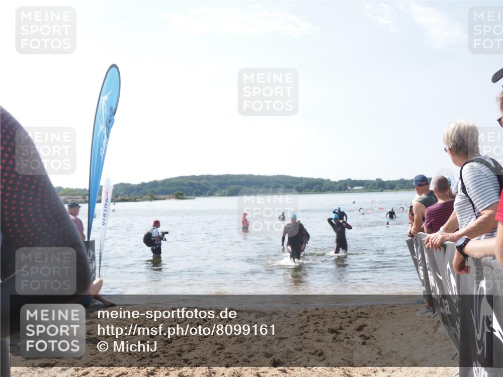 22.06.2025 - Viking Triathlon MichiJ http://msf.ph/oto/8099161 22.06.2025 10:43:31 Schwimmen 257, 410, 480, 501, 620 meine-sportfotos.de