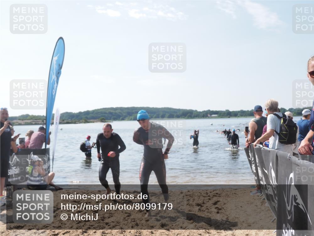 22.06.2025 - Viking Triathlon MichiJ http://msf.ph/oto/8099179 22.06.2025 10:43:40 Schwimmen 410, 480, 501, 531, 620 meine-sportfotos.de