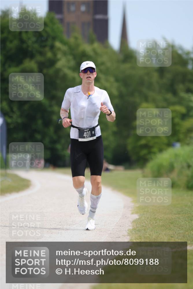 22.06.2025 - Viking Triathlon H.Heesch http://msf.ph/oto/8099188 22.06.2025 12:43:49 Laufen 401 meine-sportfotos.de