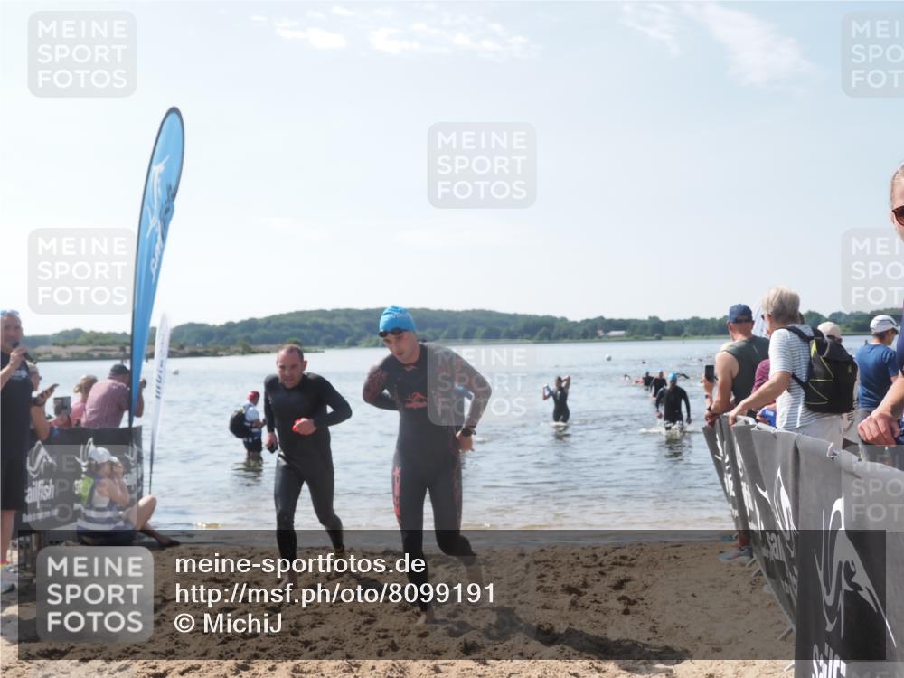 22.06.2025 - Viking Triathlon MichiJ http://msf.ph/oto/8099191 22.06.2025 10:43:40 Schwimmen 410, 480, 501, 531, 620 meine-sportfotos.de