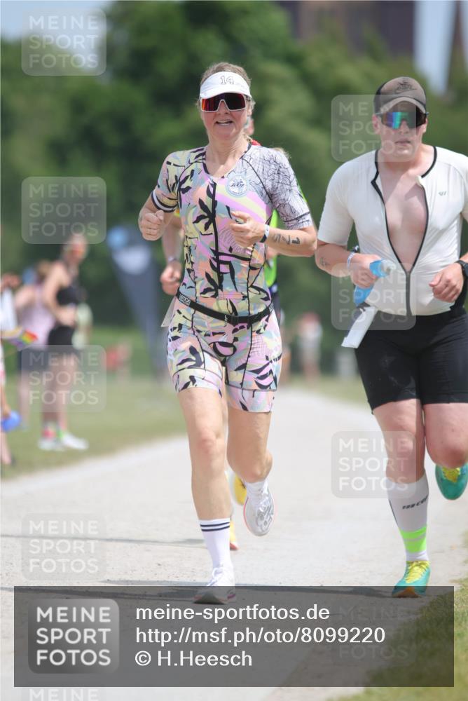 22.06.2025 - Viking Triathlon H.Heesch http://msf.ph/oto/8099220 22.06.2025 13:16:16 Laufen 21, 70, 175, 298, 399, 507 meine-sportfotos.de
