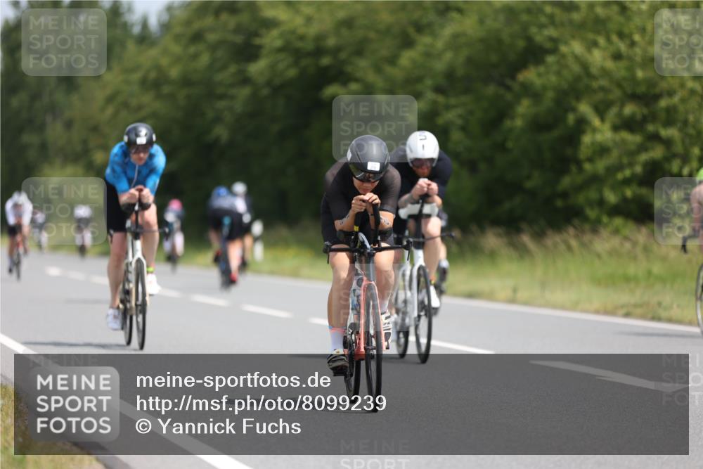 22.06.2025 - Viking Triathlon Yannick Fuchs http://msf.ph/oto/8099239 22.06.2025 12:02:36 Radfahren 18, 40, 187, 209, 278, 317, 350, 374, 395, 407, 428, 506, 522, 536, 546, 630 meine-sportfotos.de