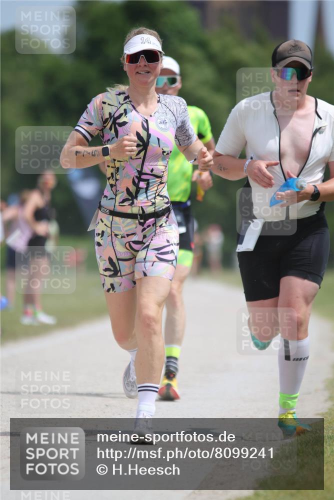 22.06.2025 - Viking Triathlon H.Heesch http://msf.ph/oto/8099241 22.06.2025 13:16:16 Laufen 21, 70, 175, 298, 399, 507 meine-sportfotos.de