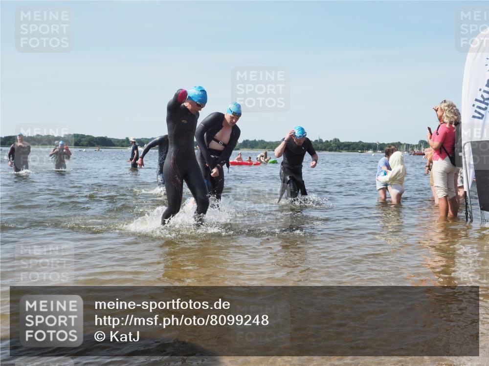 22.06.2025 - Viking Triathlon KatJ http://msf.ph/oto/8099248 22.06.2025 10:32:27 Schwimmen 53, 80, 147, 170, 173, 461, 492 meine-sportfotos.de