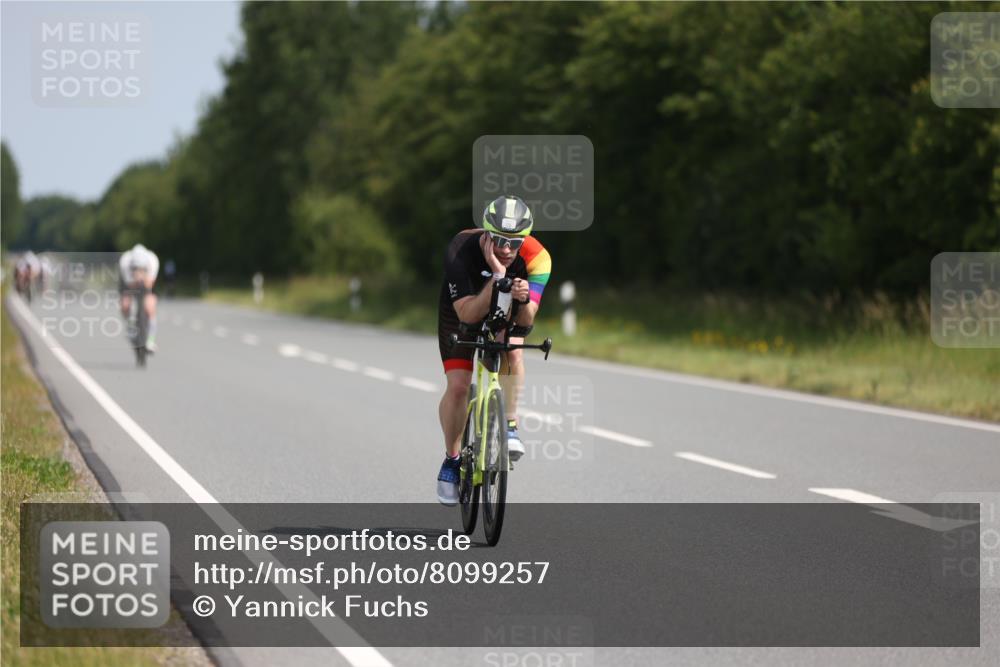 22.06.2025 - Viking Triathlon Yannick Fuchs http://msf.ph/oto/8099257 22.06.2025 11:23:43 Radfahren 21, 34, 45, 179, 334, 363, 365, 385, 414, 484, 642 meine-sportfotos.de