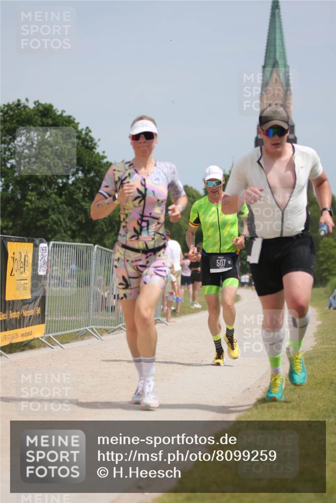 22.06.2025 - Viking Triathlon H.Heesch http://msf.ph/oto/8099259 22.06.2025 13:16:18 Laufen 21, 70, 175, 507 meine-sportfotos.de