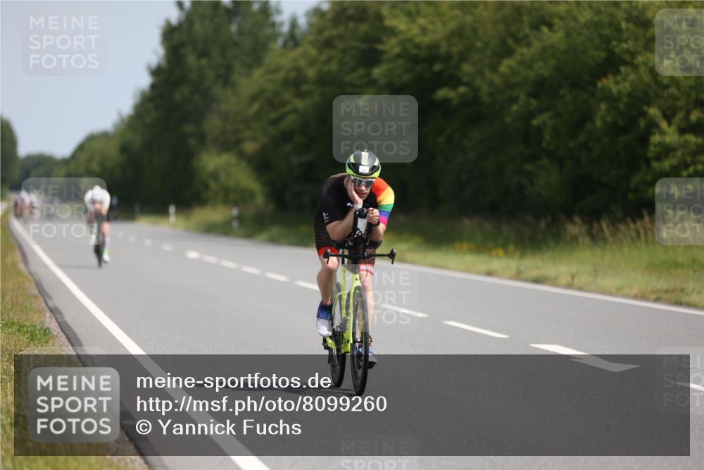 22.06.2025 - Viking Triathlon Yannick Fuchs http://msf.ph/oto/8099260 22.06.2025 11:23:43 Radfahren 21, 34, 45, 179, 334, 363, 365, 385, 414, 484, 642 meine-sportfotos.de
