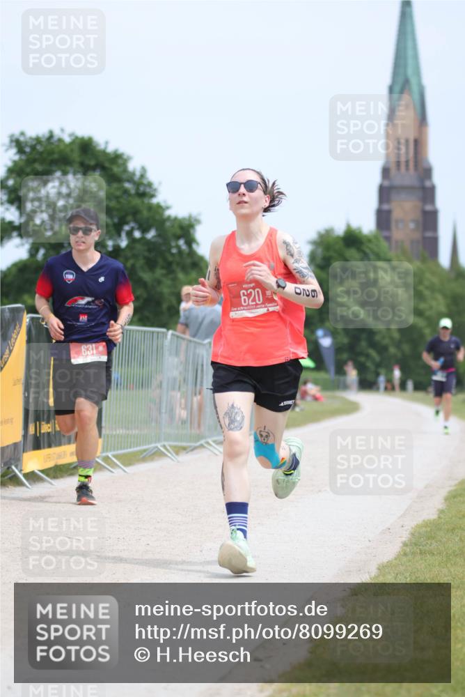 22.06.2025 - Viking Triathlon H.Heesch http://msf.ph/oto/8099269 22.06.2025 13:31:44 Laufen 5, 421, 620, 631 meine-sportfotos.de