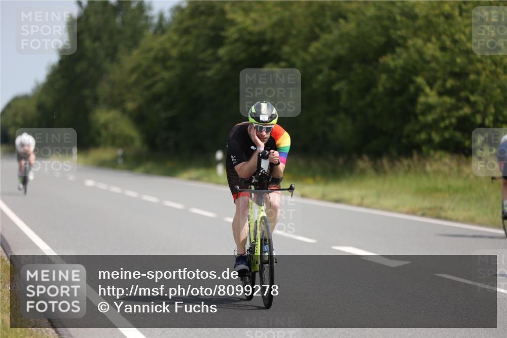 22.06.2025 - Viking Triathlon Yannick Fuchs http://msf.ph/oto/8099278 22.06.2025 11:23:43 Radfahren 21, 34, 45, 179, 334, 363, 365, 385, 414, 484, 642 meine-sportfotos.de