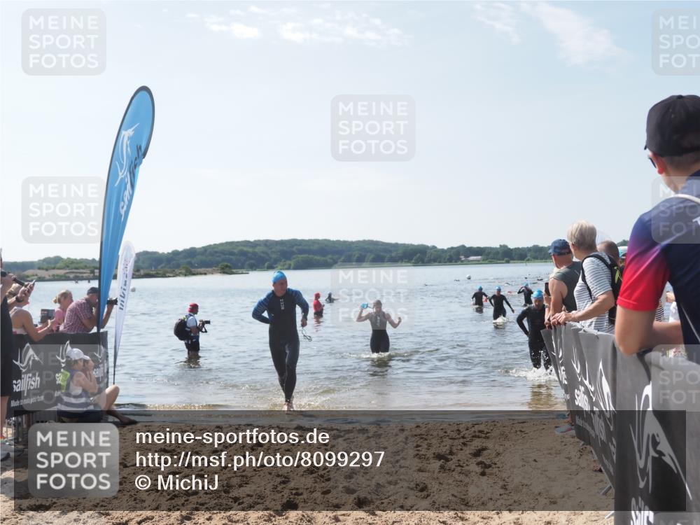 22.06.2025 - Viking Triathlon MichiJ http://msf.ph/oto/8099297 22.06.2025 10:43:47 Schwimmen 362, 410, 480, 531 meine-sportfotos.de