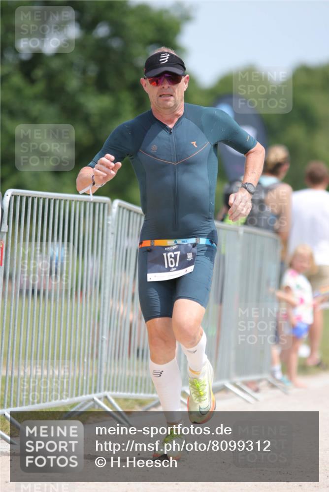22.06.2025 - Viking Triathlon H.Heesch http://msf.ph/oto/8099312 22.06.2025 13:16:36 Laufen 167 meine-sportfotos.de