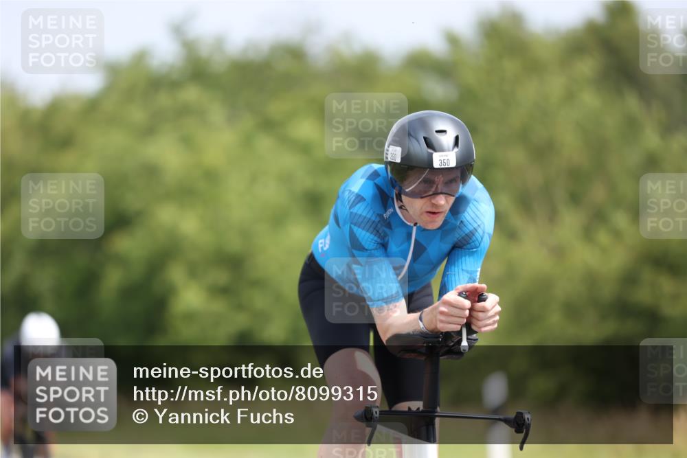 22.06.2025 - Viking Triathlon Yannick Fuchs http://msf.ph/oto/8099315 22.06.2025 12:02:38 Radfahren 18, 19, 40, 122, 187, 209, 278, 316, 317, 350, 374, 395, 407, 428, 452, 506, 522, 536, 546, 630 meine-sportfotos.de