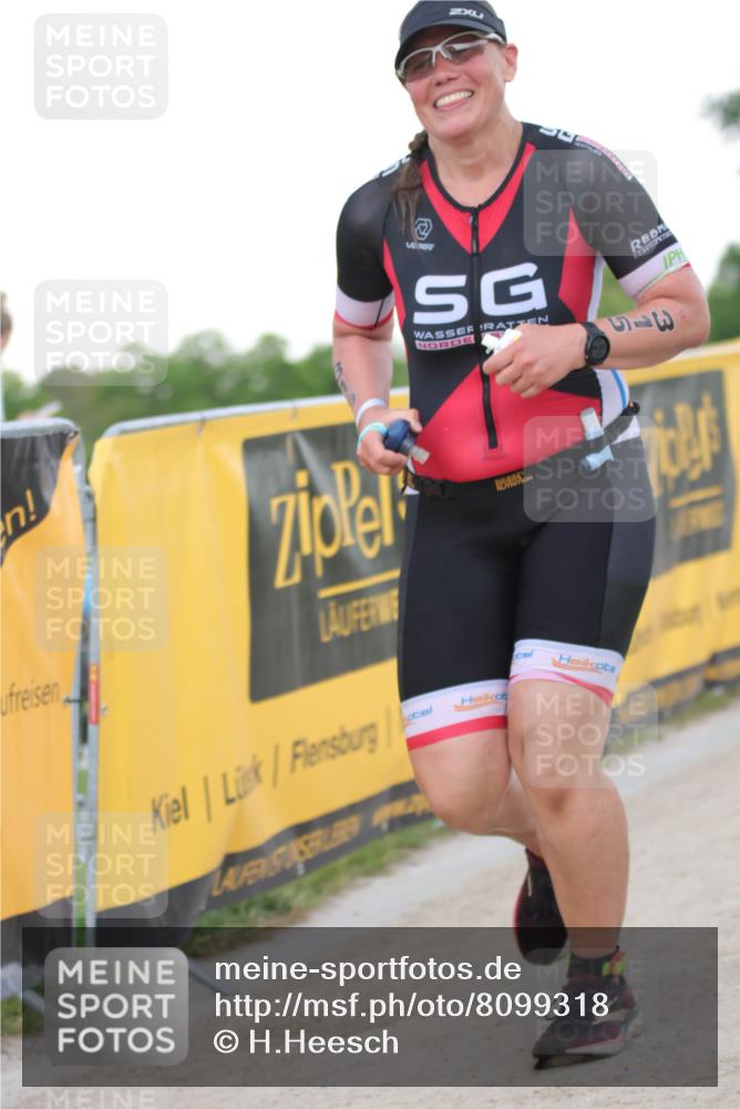22.06.2025 - Viking Triathlon H.Heesch http://msf.ph/oto/8099318 22.06.2025 16:31:24 Laufen 315 meine-sportfotos.de