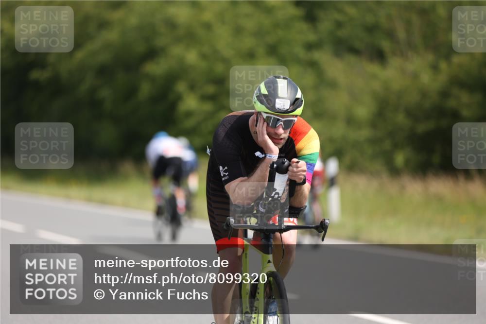 22.06.2025 - Viking Triathlon Yannick Fuchs http://msf.ph/oto/8099320 22.06.2025 11:23:44 Radfahren 6, 21, 45, 179, 334, 363, 385, 414, 642 meine-sportfotos.de